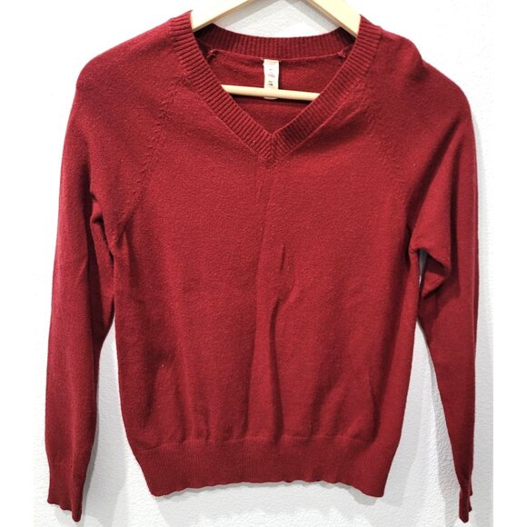 Women's I Love It V-Neck Red Wine Long Sleeves & Ribbed Cuffs Sweater Size S - Picture 1 of 6